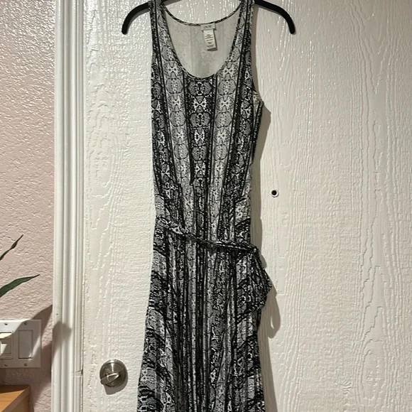 Cache - Picture 1 of 4